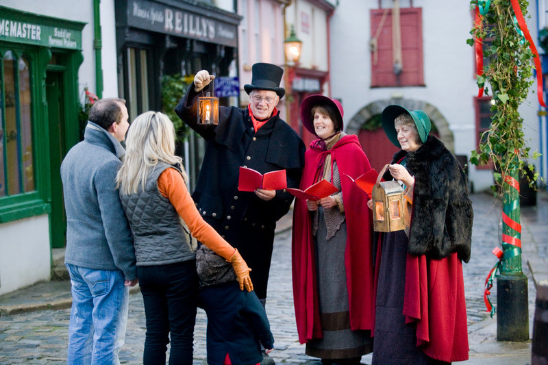 15345_Traditional_Christmas_Caroling_at_the_Ulster_American_Folk_Park